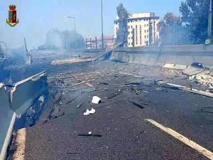 Число пострадавших при взрыве грузовика в Болонье возросло до 67