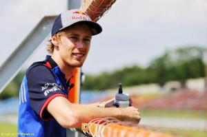 Хартли: Несмотря на слухи, мне комфортно в Toro Rosso
