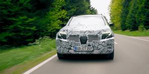 Испытания электрического кроссовера Mercedes показали на видео
