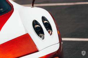 2017 Pagani Huayra Lampo