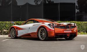 2017 Pagani Huayra Lampo
