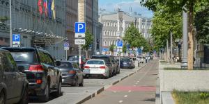 Власти рассчитали цены на платную парковку