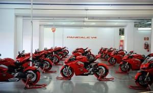 Мотоциклы Ducati Panigale / Hypermotard 2018 отзывают из-за задних колодок Brembo