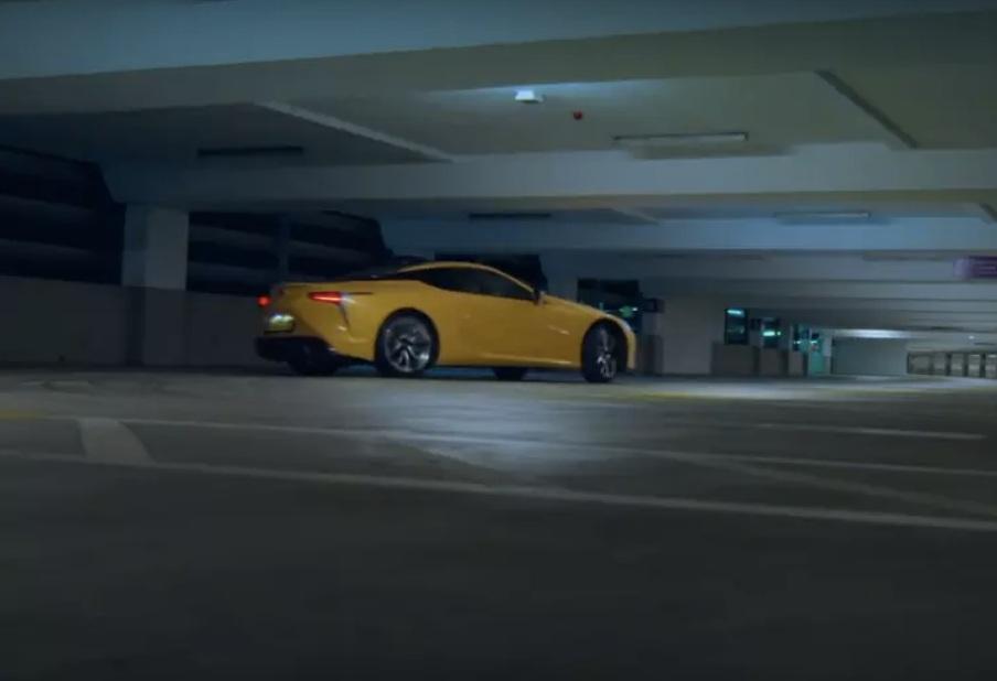 Дрифт Lexus LC 500 и звук атмосферной «восьмерки»
