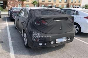 Семейство Hyundai Ioniq обновит внешность и начинку