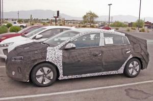 Семейство Hyundai Ioniq обновит внешность и начинку