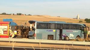 Во Франции в ДТП с автобусом пострадали девять человек