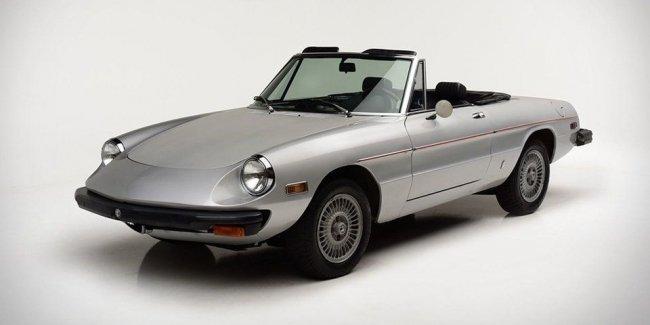 Принадлежавший Мохаммеду Али автомобиль Alfa Romeo Spider продадут с молотка
