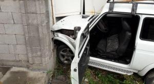 "Нива" врезалась в кафе в Алматы: Водитель и двое детей в больнице 