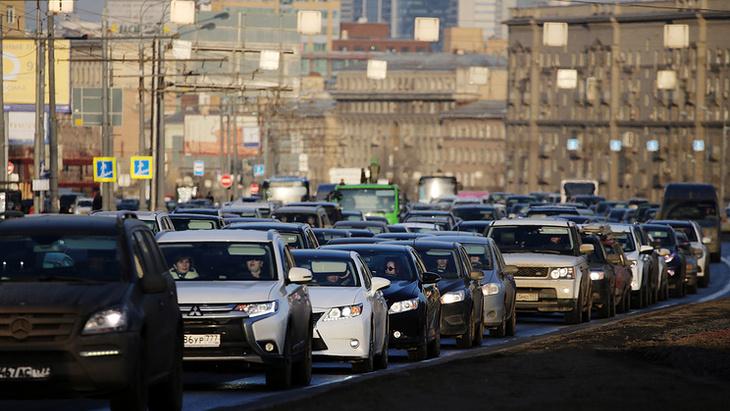 В России насчитывается более 50 миллионов единиц автотранспорта
