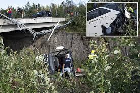 В Финляндии при падении автобуса с моста погибли четыре человека