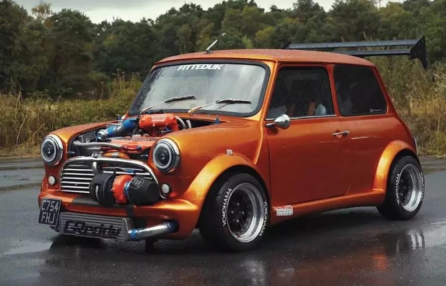 «Карманная ракета» по-британски: 360-сильный MINI c двигателем Honda
