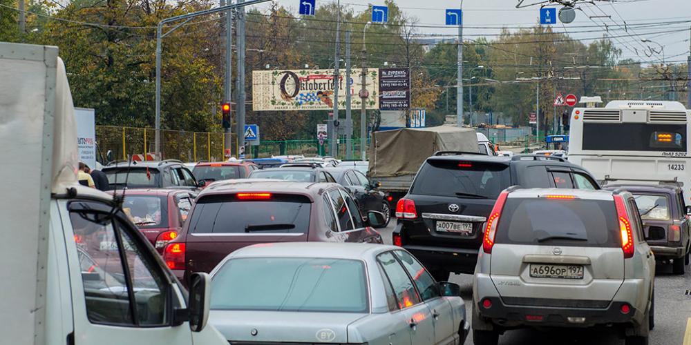 Власти Москвы предупредили о дорожном коллапсе из-за начала учебного года
