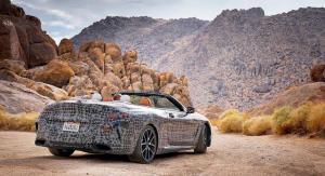 Кабриолет BMW 8-Series испытали в Долине Смерти