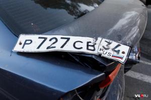 В Волгограде пьяный бизнесмен на Lexus устроил массовую аварию и сбежал
