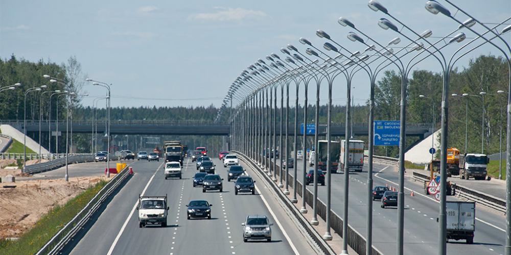 На дорогах России появятся динамические знаки ограничения скорости
