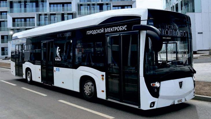 На дороги Москвы вышли первые электробусы
