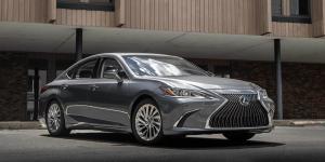 Lexus рассказал о новинках для Парижского автосалона