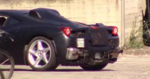 В Сети появились фотографии прототипа нового гибридного Ferrari