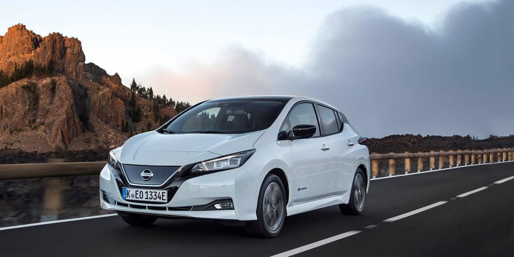 Электрокар Nissan Leaf могут привезти в Россию
