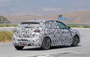 Появились шпионские снимки нового Peugeot 208
