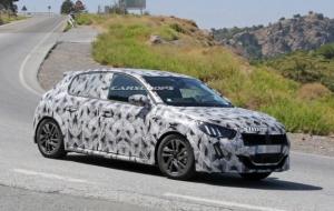 Появились шпионские снимки нового Peugeot 208