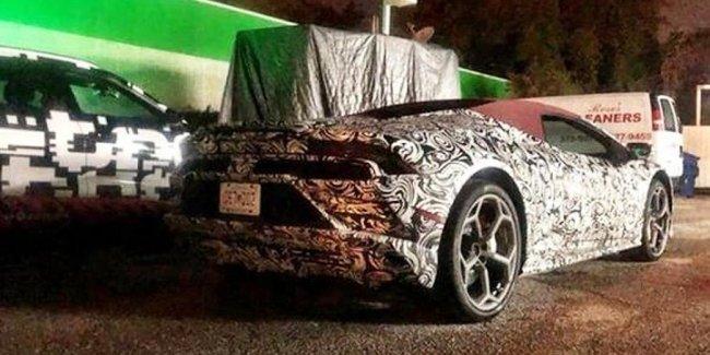 Lamborghini заменит кнопки в салоне Huracan на большой экран
