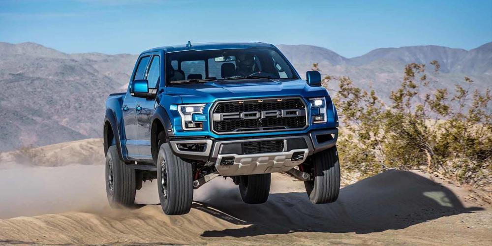 Пикап Ford F-150 Raptor получил внедорожный круиз-контроль