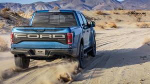 Пикап Ford F-150 Raptor получил внедорожный круиз-контроль