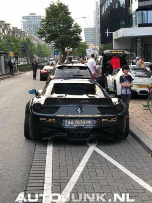 Ferrari 458 в тюнинге Liberty Walk на украинских номерах