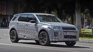 Модель Land Rover Discovery Sport обновится в следующем году