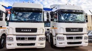 Российский рынок грузовых автомобилей обвалился в августе