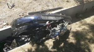 ДТП в Алматы: двух человек с трудом достали из покореженного Lexus