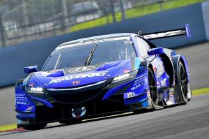 Баттон одержал свою первую победу в SuperGT