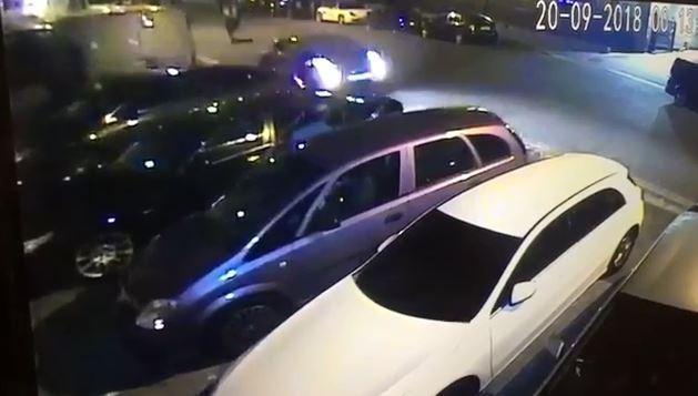 В Лондоне автомобиль въехал в толпу у мечети