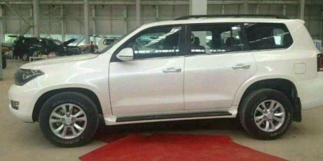 Китайцы создали новый клон Toyota Land Cruiser 200