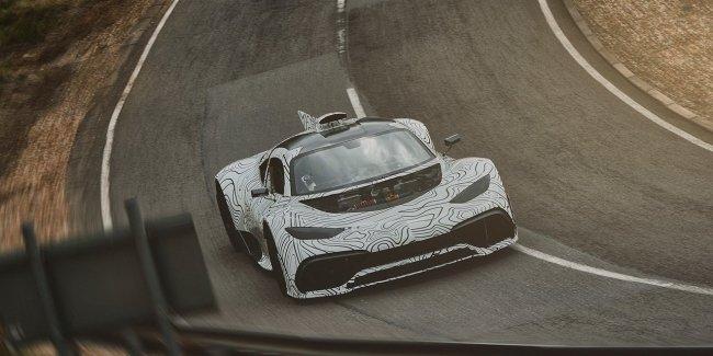 Супергибрид Mercedes-AMG Project One приблизили к серии