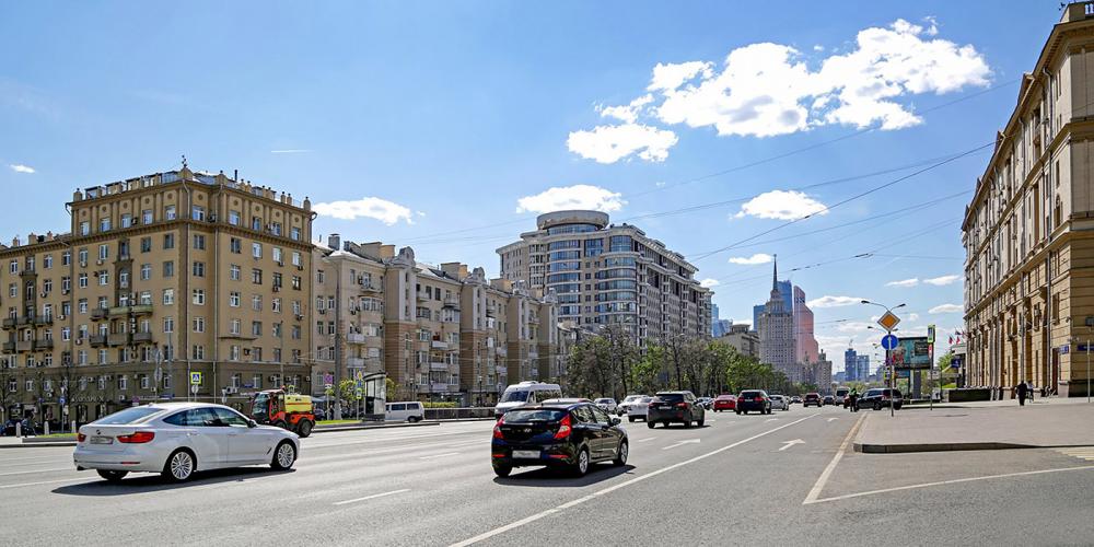 В Совфеде предложили страховать по ОСАГО водителей