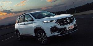 Новый бюджетный кроссовер Baojun 530 от GM снова побил рекорды продаж в Китае