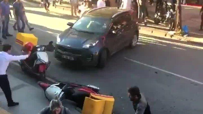 В Стамбуле автомобиль наехал на толпу пешеходов