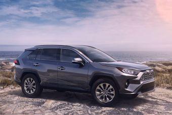 Toyota RAV4 появится в России в середине 2019 года

