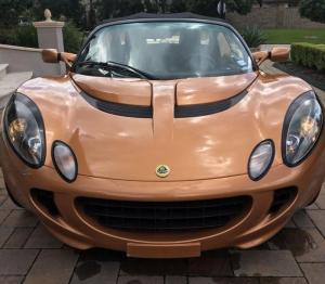 Страховая списала в тотал Lotus Elise из-за царапины на бампере