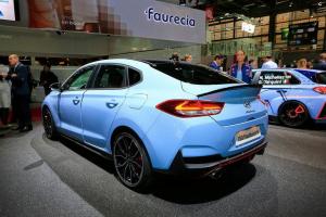 Hyundai решила продавать в России спортивную версию i30 N Fastback
