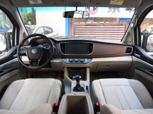 DongFeng модернизировал электрическую версию старой Mitsubishi Delica
