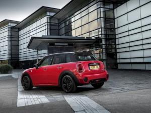 MINI избавилась от лишних версий, упростив модельный ряд