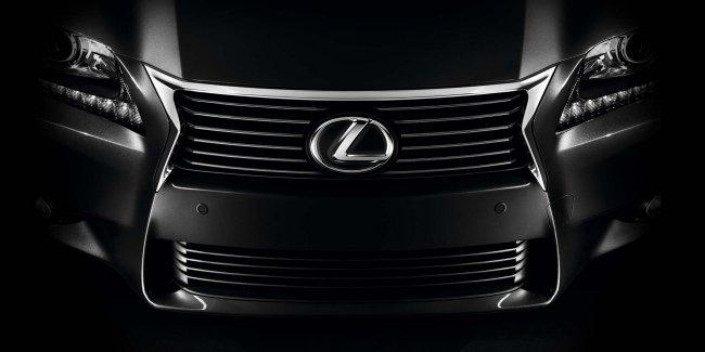 Lexus не исключает вероятности создания минивэна