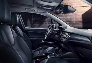 Кроссовер Opel Crossland X получил новый дизель с «автоматом»