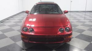 В США продают среднемоторную Acura Integra с 8,2-литровым мотором