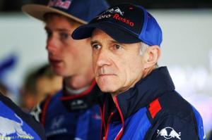 В Toro Rosso объявят второго пилота в декабре