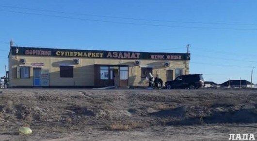 Внедорожник влетел в остановку в Жанаозене: погибли трое человек 